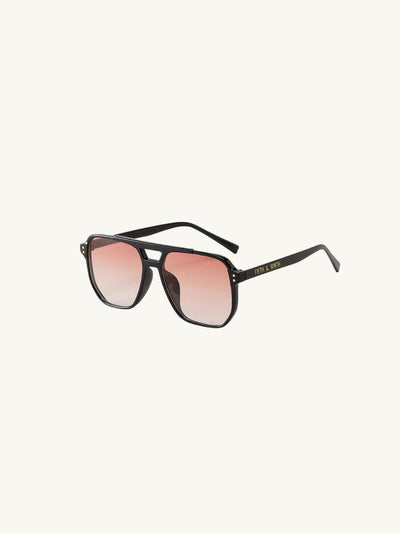 Skye Sunglasses: Black/Rose