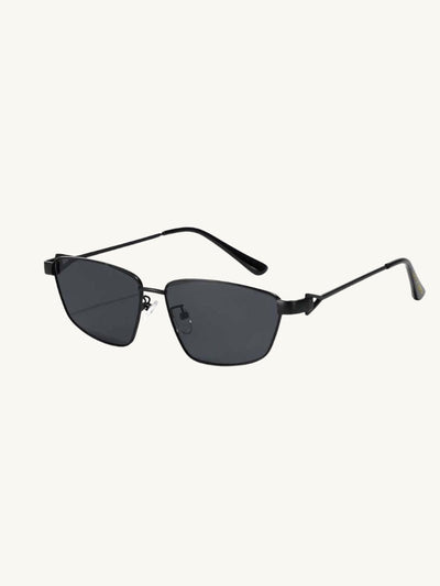 Cleo Polarized Sunglasses: Black/Black