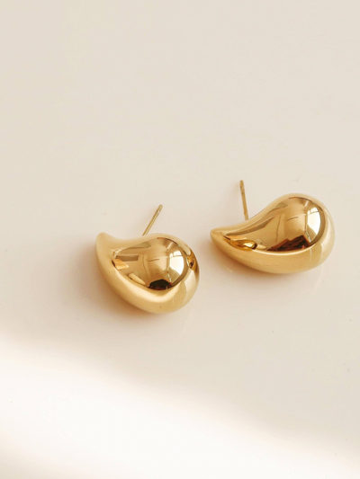 Colette Large Huggie Droplet Earring Yellow Gold