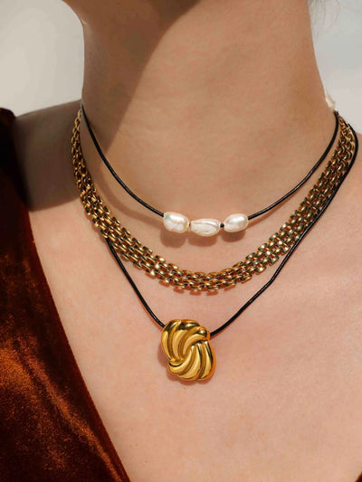 Polly Necklace Gold